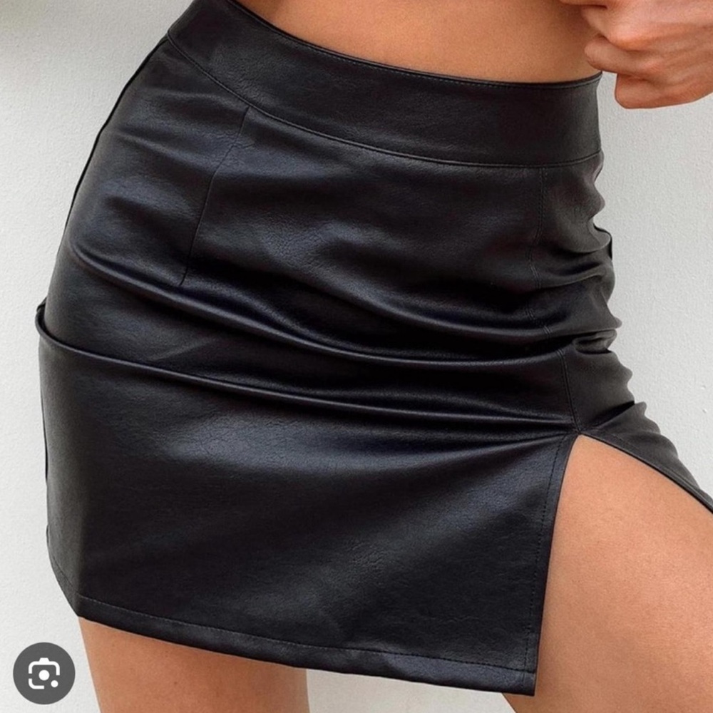 Princess Polly Lioness The Rizzo Skirt US12